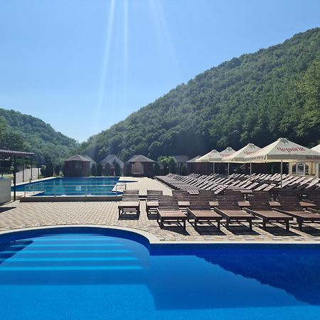 Mishyn-City Hotel Dobrovlyany Exterior foto